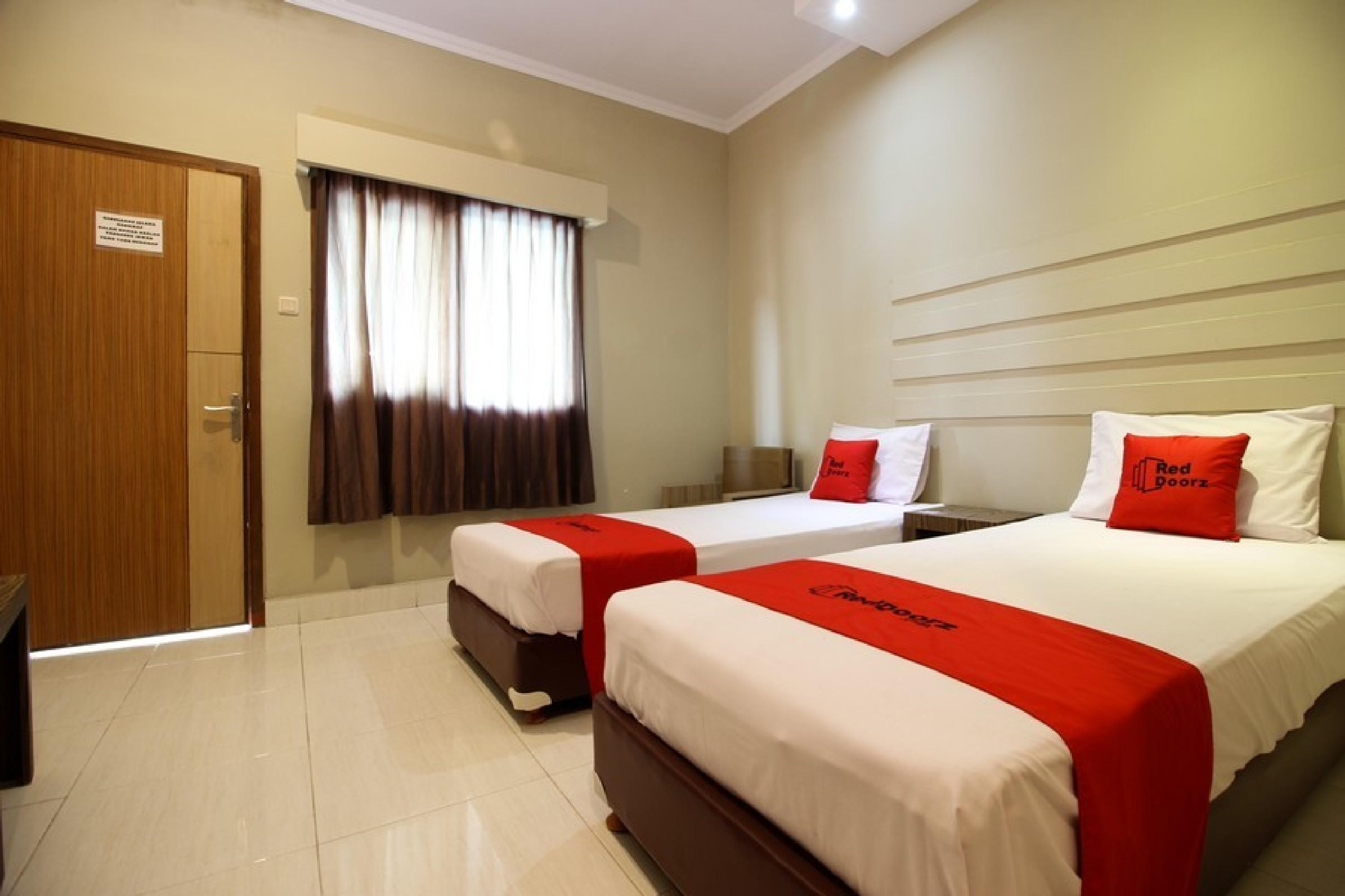 Guest house Reddoorz @ Jalan Damai 2 3*